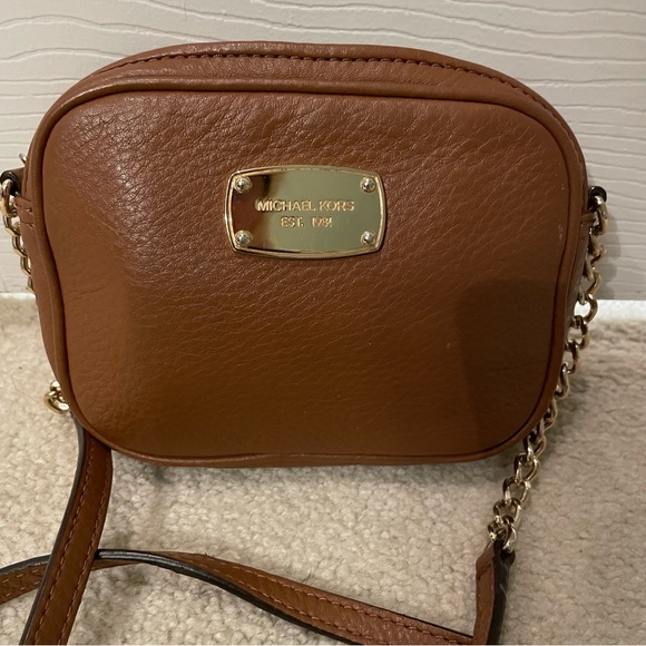 Michael Kors brown pebble leather small Handbag/crossover bag - Picture 2 of 6